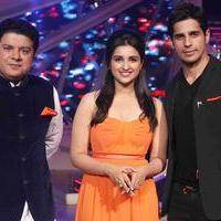 Promotion of film Hasi Toh Phasi on the set of Nach Baliye 6 Photos | Picture 701033
