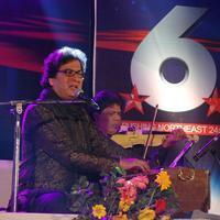 Talat Aziz - Ghazal singer Talat Aziz performs at a concert Photos | Picture 700701