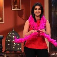 Parineeti Chopra - Parineeti & Sidharth Promotes Hasee Toh Phasee on sets of Comedy Nights with Kapil Photos | Picture 702341