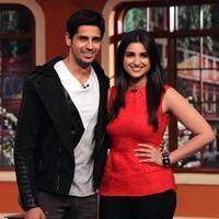 Parineeti & Sidharth Promotes Hasee Toh Phasee on sets of Comedy Nights with Kapil Photos | Picture 702351