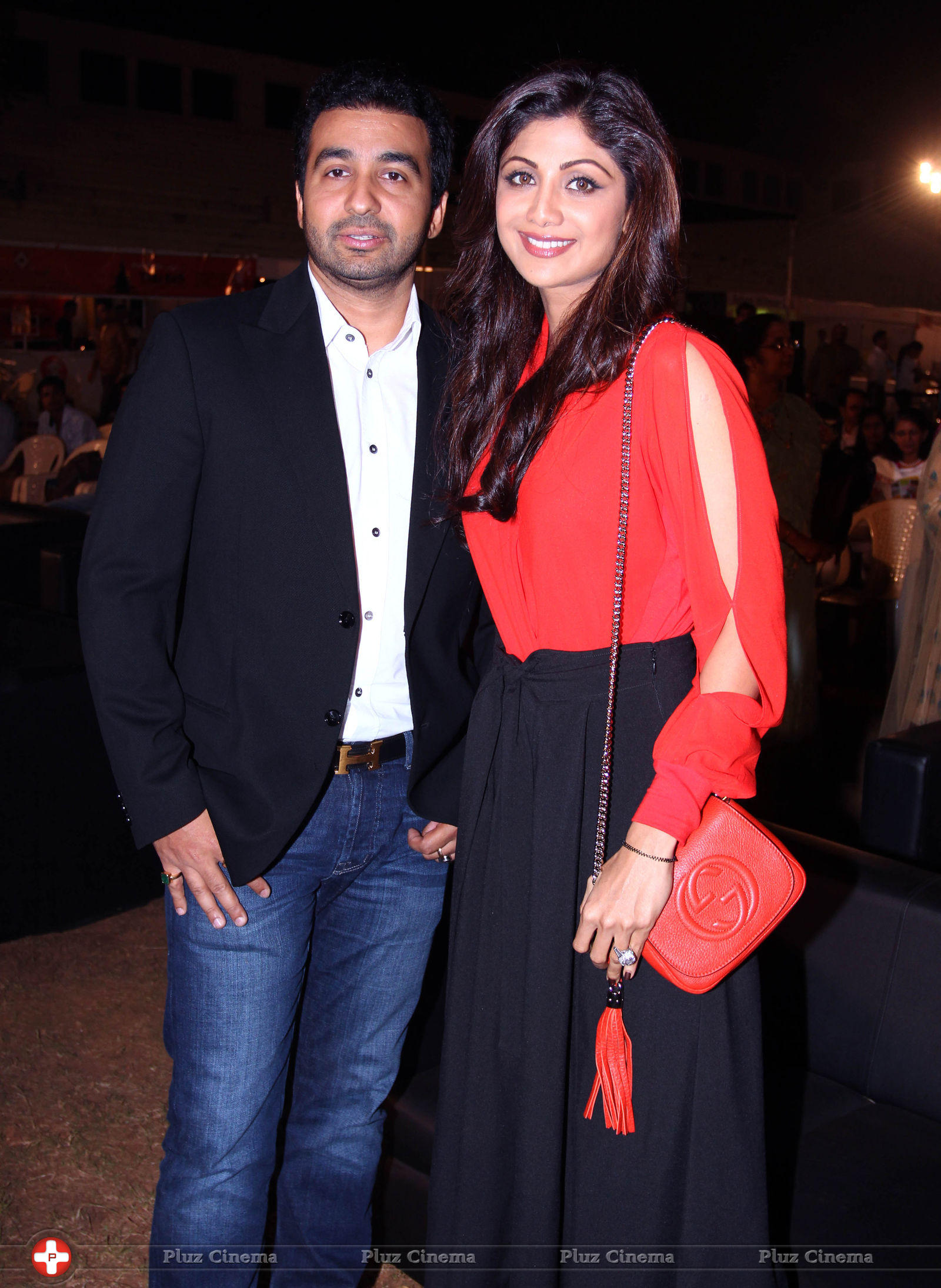 Shilpa Shetty & Raj Kundra at Worli Festival 2014 Photos | Picture 702926