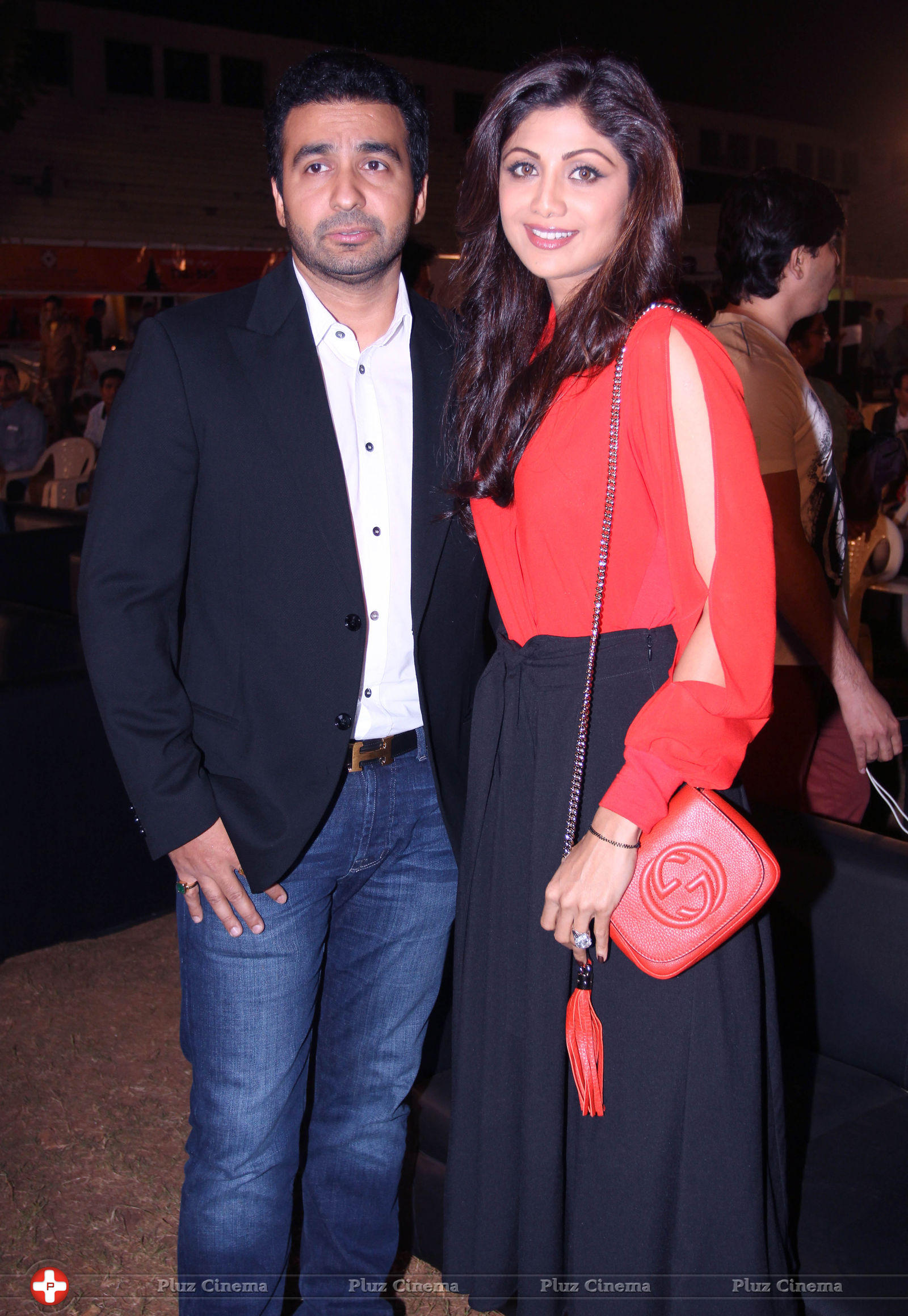 Shilpa Shetty & Raj Kundra at Worli Festival 2014 Photos | Picture 702928