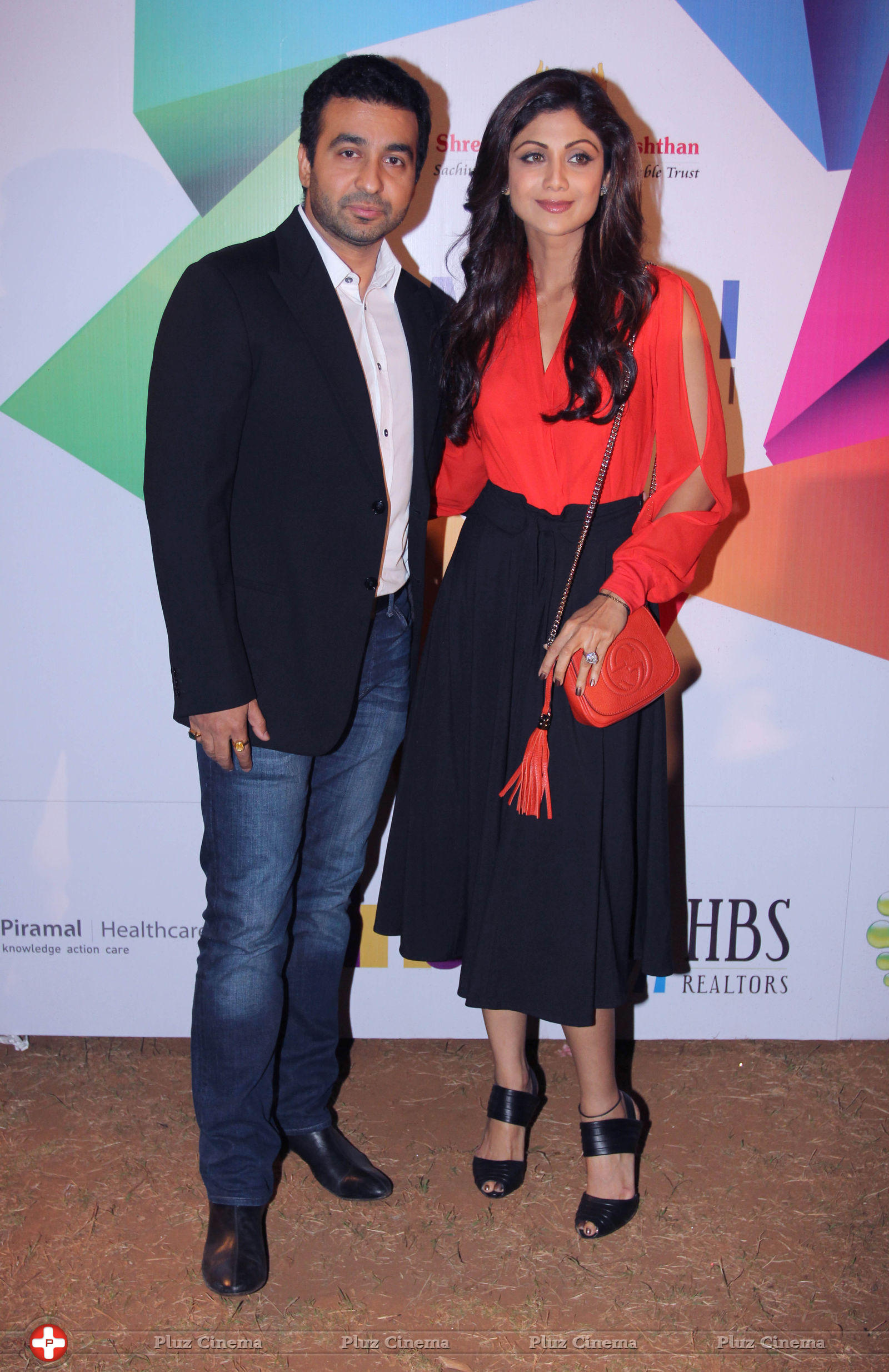 Shilpa Shetty & Raj Kundra at Worli Festival 2014 Photos | Picture 702929