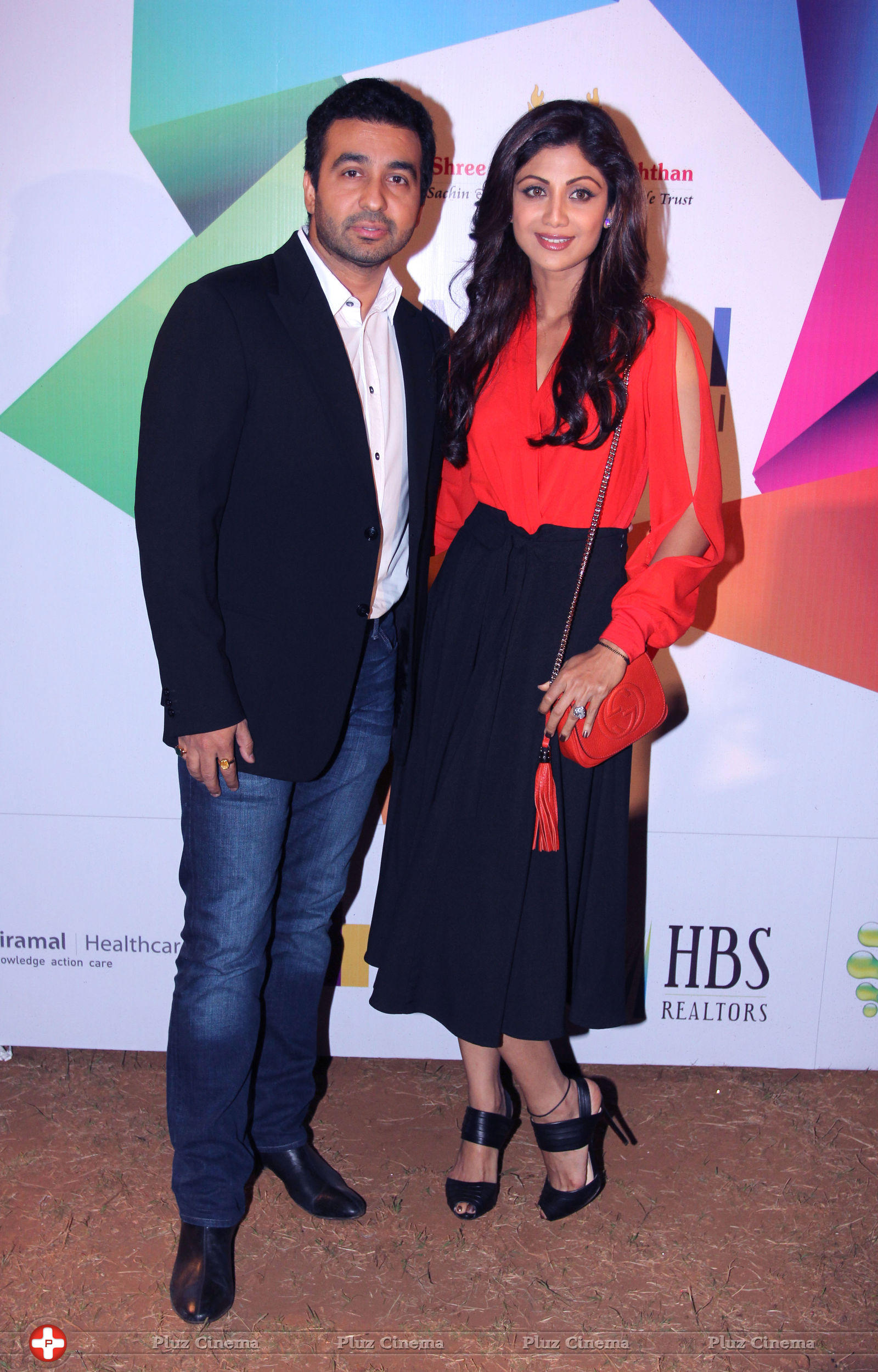 Shilpa Shetty & Raj Kundra at Worli Festival 2014 Photos | Picture 702930