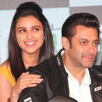 Salman and Parineeti launches Suzuki two wheelers Photos | Picture 704087