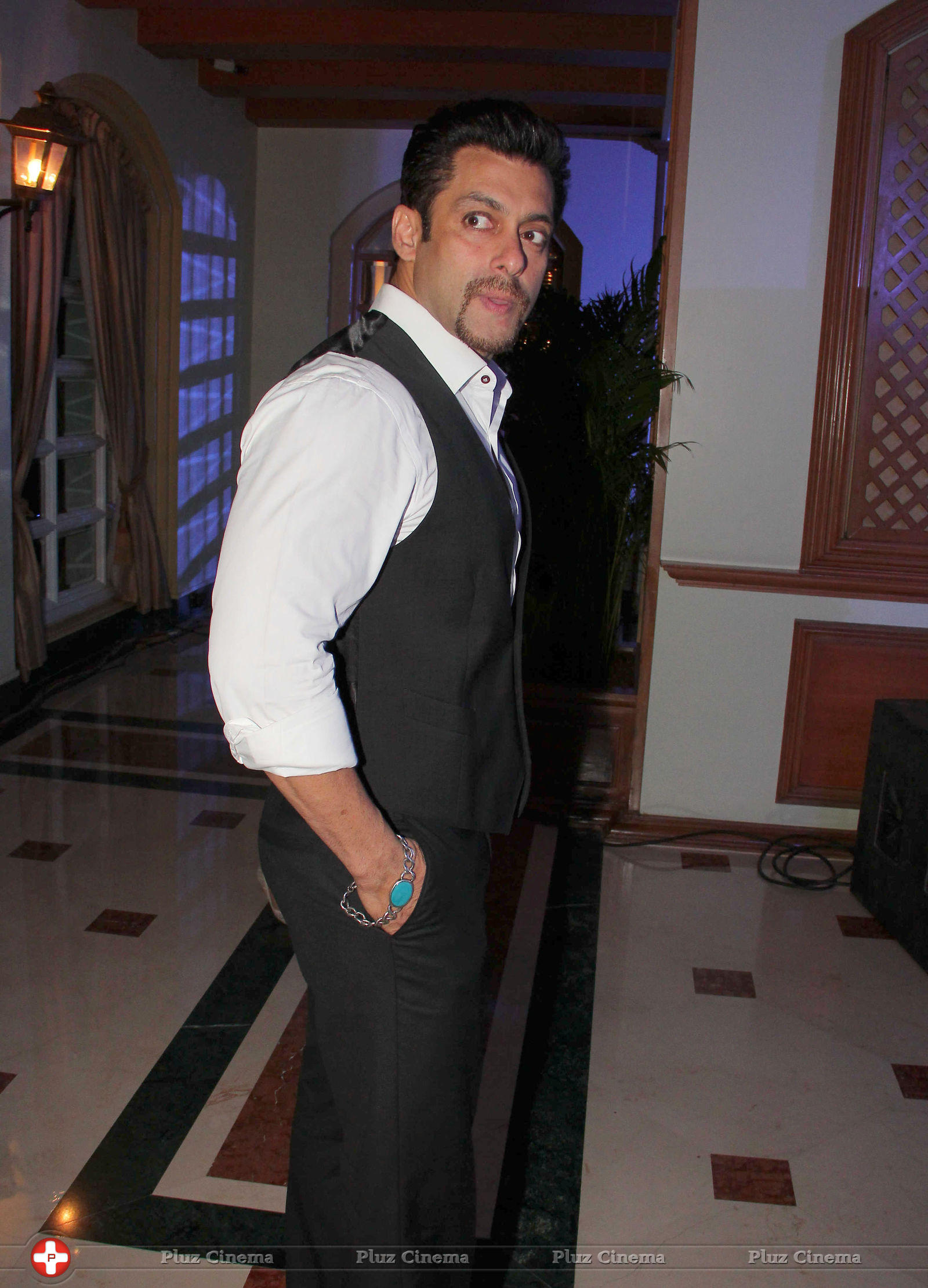 Salman Khan - Launch of Armaan Malik debut music album Photos | Picture 705618