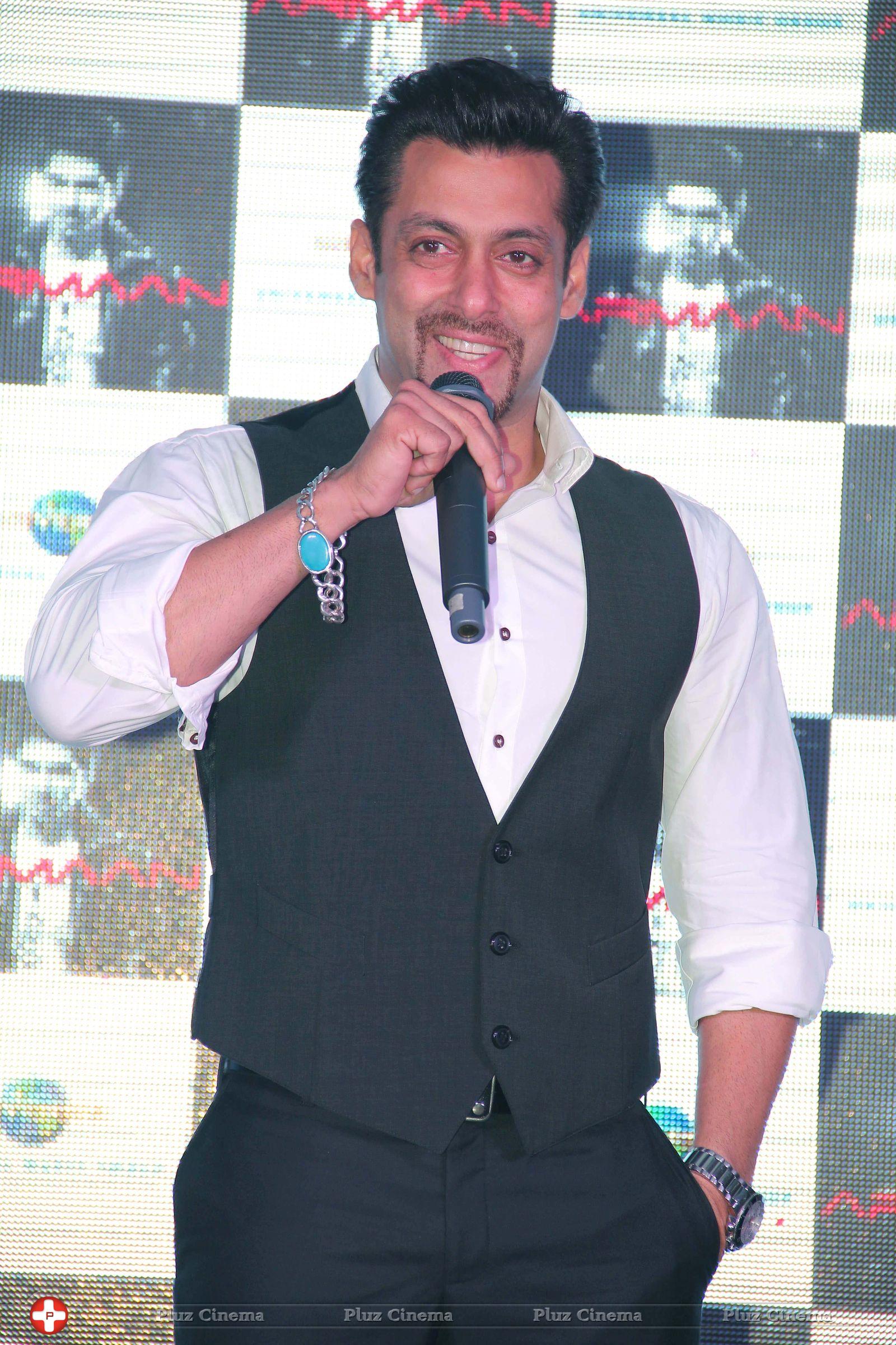 Salman Khan - Launch of Armaan Malik debut music album Photos | Picture 705623