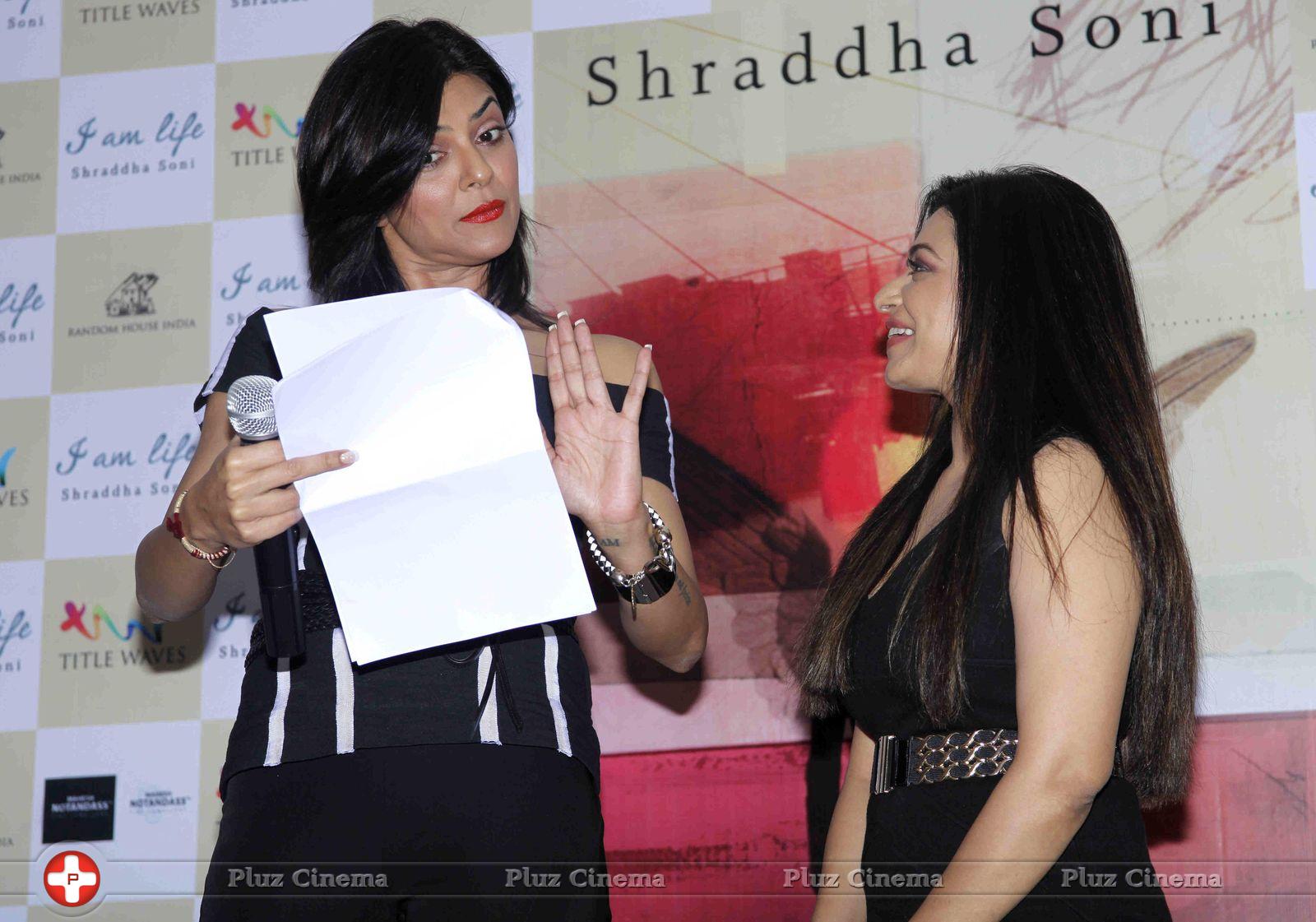 Sushmita Sen - Sushmita Sen launches Shraddha Soni book I am Life Photos | Picture 705602