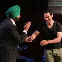 Promotion of film Main Tera Hero on the sets of Comedy Nights with Kapil Photos | Picture 720850