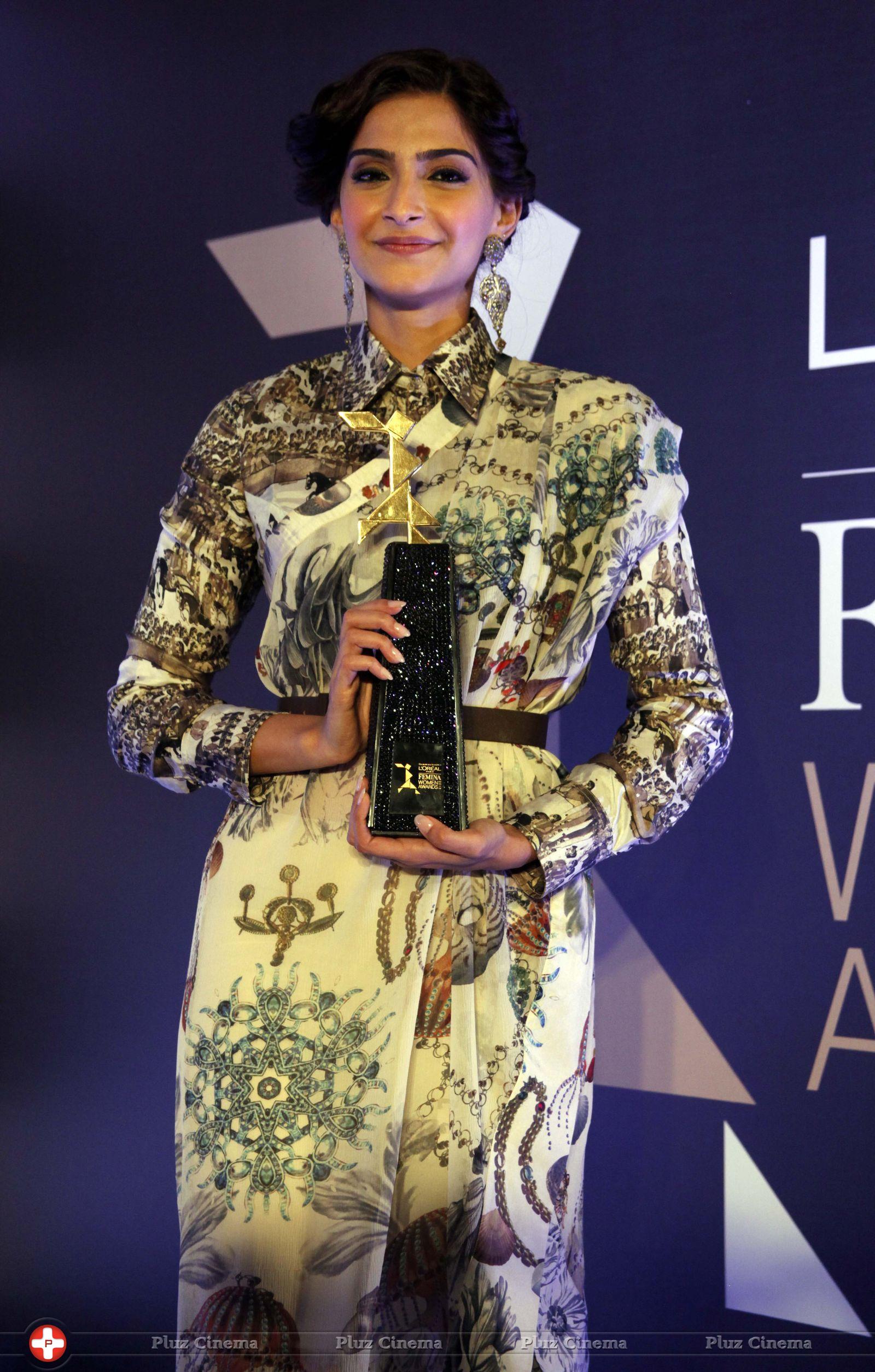 Sonam Kapoor Ahuja - Sonam Kapoor announces 3rd L'Oreal Paris Femina Women Awards Photos | Picture 722245