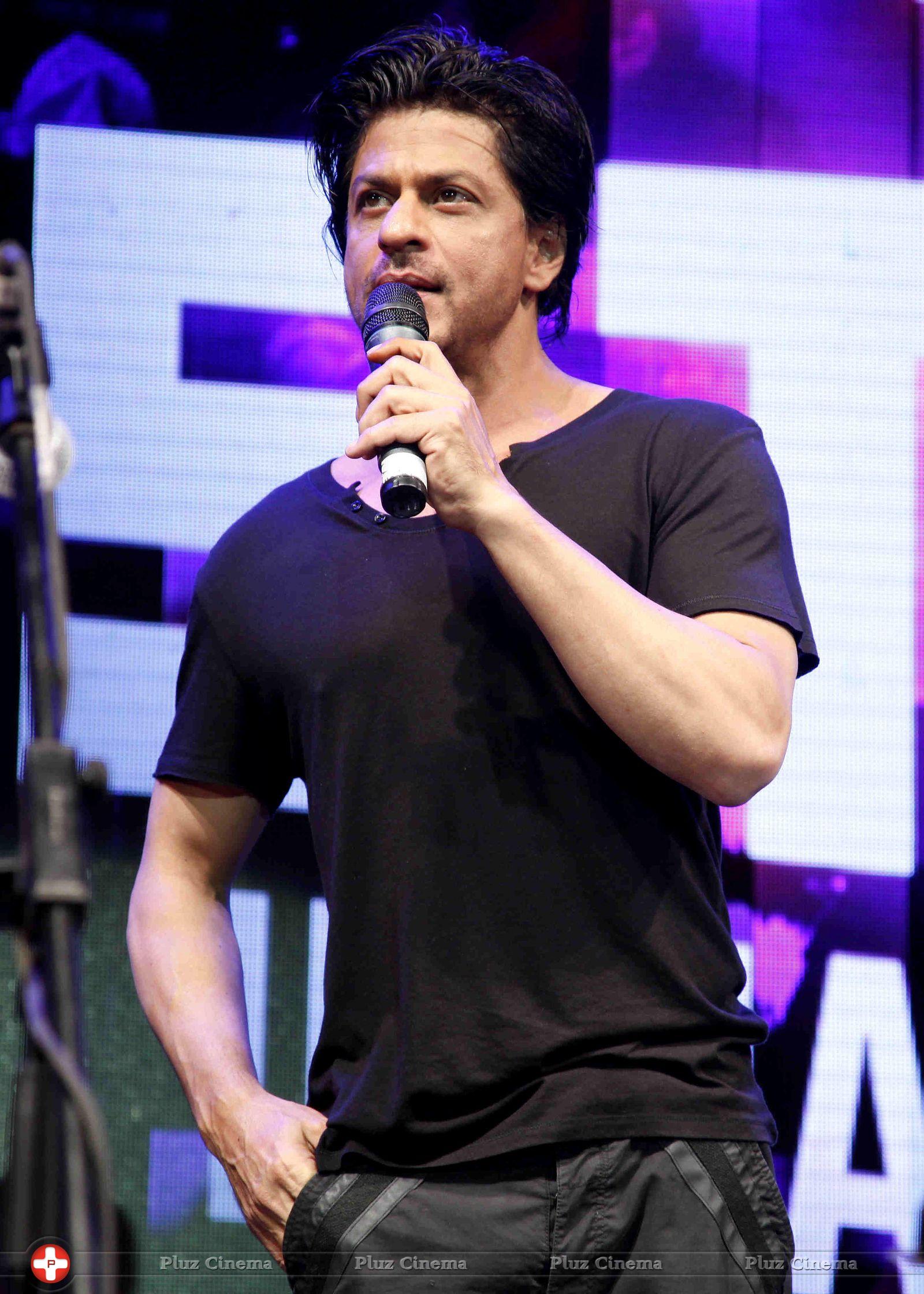Shahrukh Khan - YouTube FanFest 2014 Photos | Picture 722113