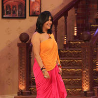 Ekta Kapoor - Promotion of film Ragini MMS 2 on the sets of Comedy Nights with Kapil Photos | Picture 722858