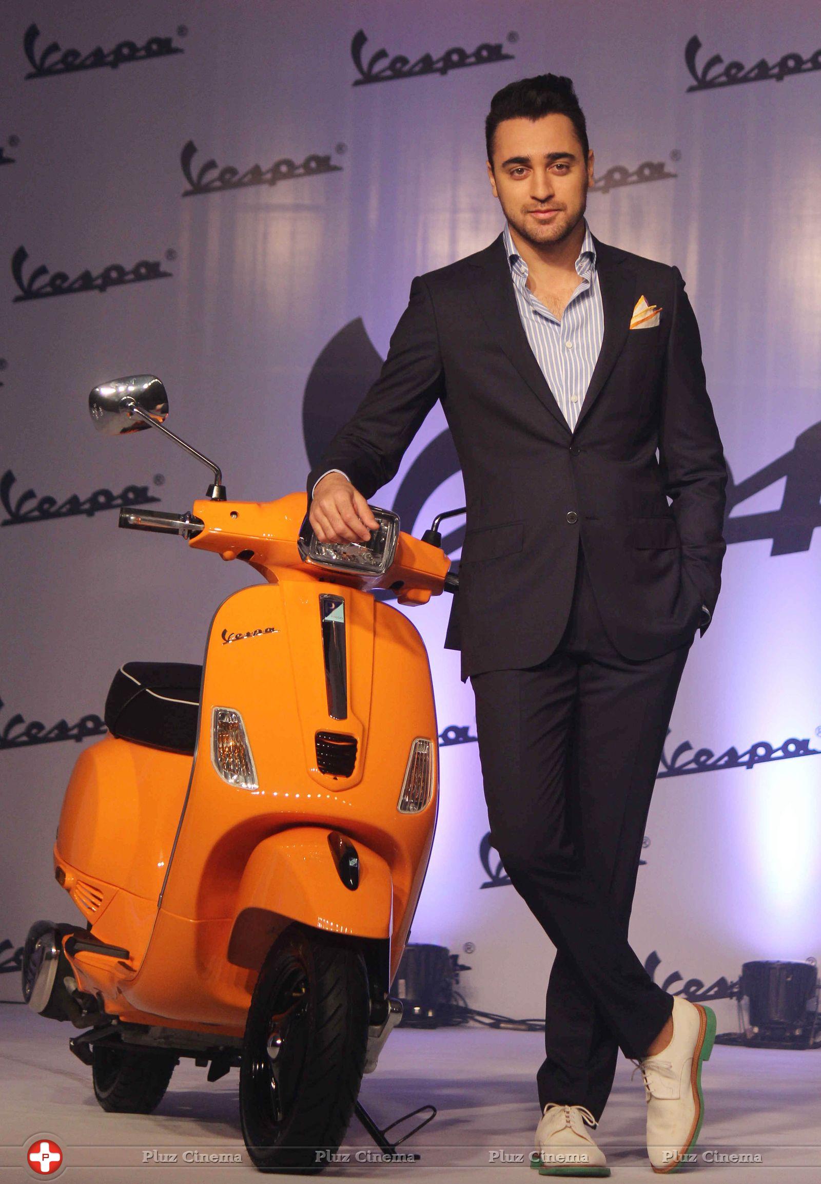 Imran Khan - Imran Khan launches Vespa S scooter Photos | Picture 723322