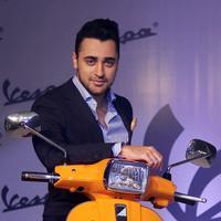Imran Khan - Imran Khan launches Vespa S scooter Photos | Picture 723315