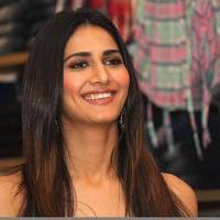 Vaani Kapoor unveils Max Summer 2014 collection Photos | Picture 723293