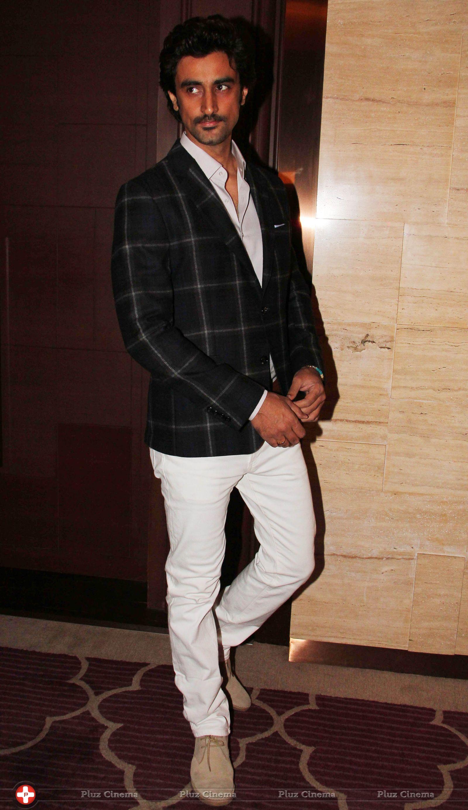 Kunal Kapoor - Bollywood Celebrities attend 'In an artist's mind' party Photos | Picture 723981