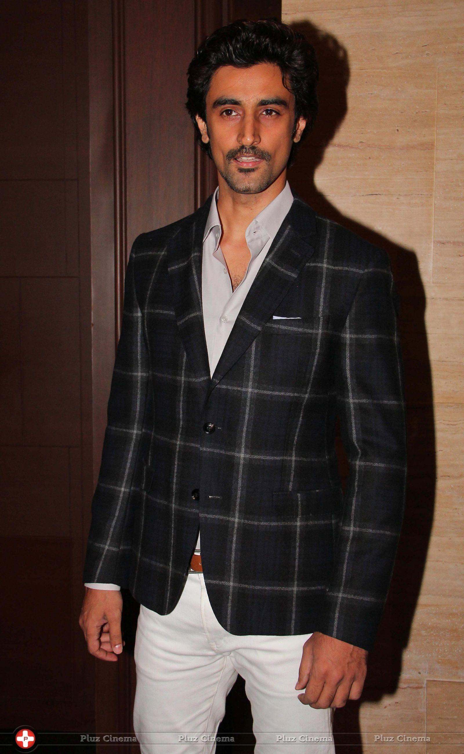 Kunal Kapoor - Bollywood Celebrities attend 'In an artist's mind' party Photos | Picture 723983