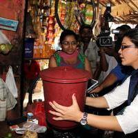 Rakhi Sawant distributes dustbins to needy people Stills | Picture 725323