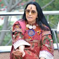 Ila Arun - Announcement of Hindi play Namaste | Picture 725452