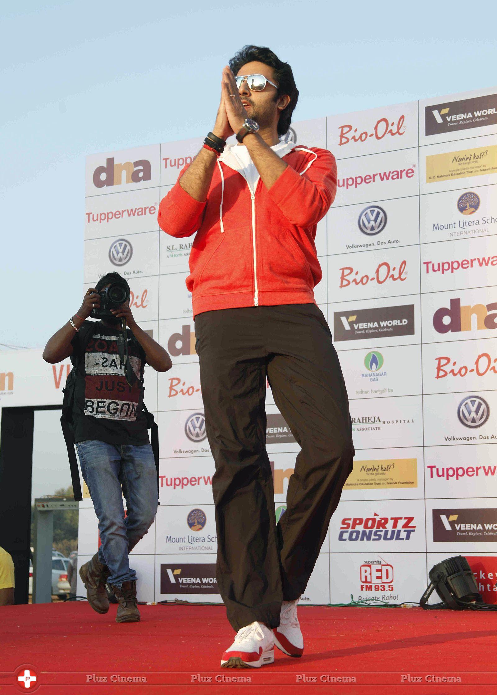 Abhishek Bachchan - DNA I Can Women's Half Marathon 2014 Photos | Picture 725744