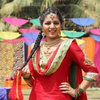Shefali Shah - Holi episode shoot of Balika Bani Madhubala Photos