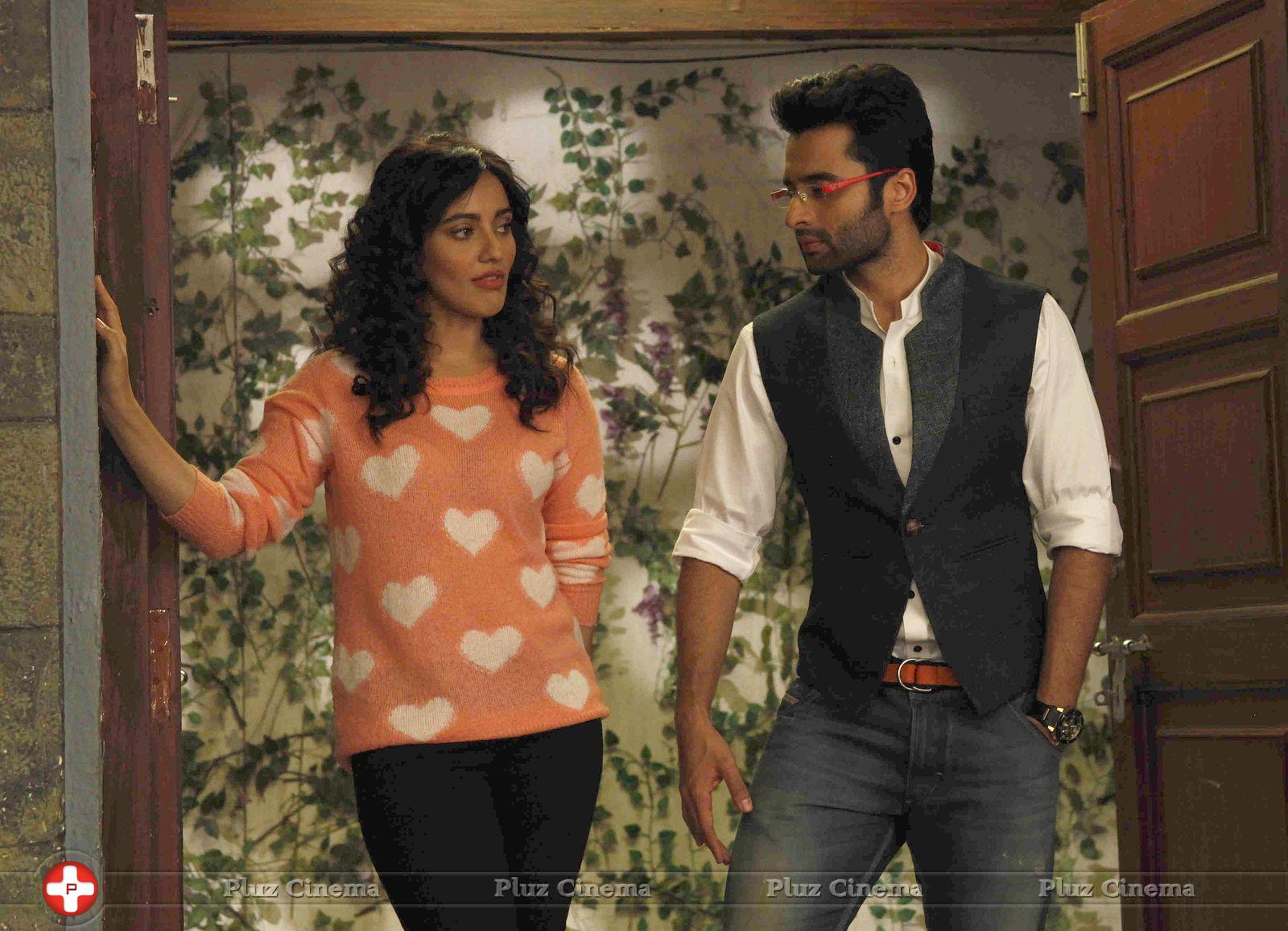 Promotion of film Youngistaan on the set of FIR Photos | Picture 726405