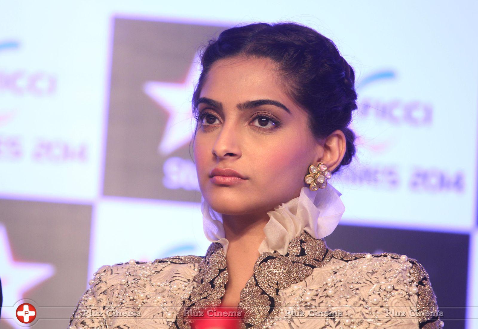 Sonam Kapoor Ahuja - FICCI Frames 2014 Day 1 Photos | Picture 726926