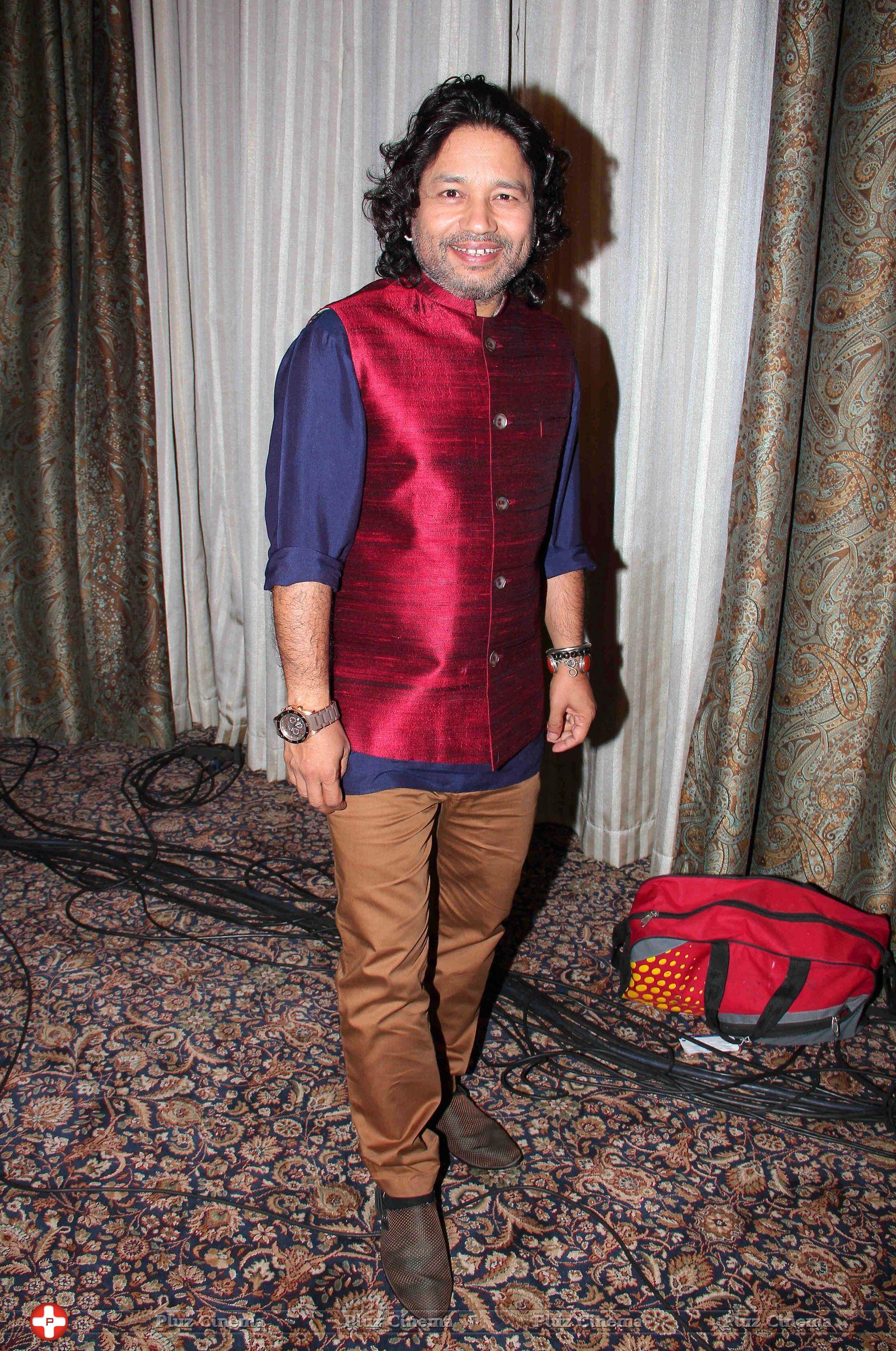 Kailash Kher - Shreya Ghoshal launch ghazal album Humnasheen Photos | Picture 726801