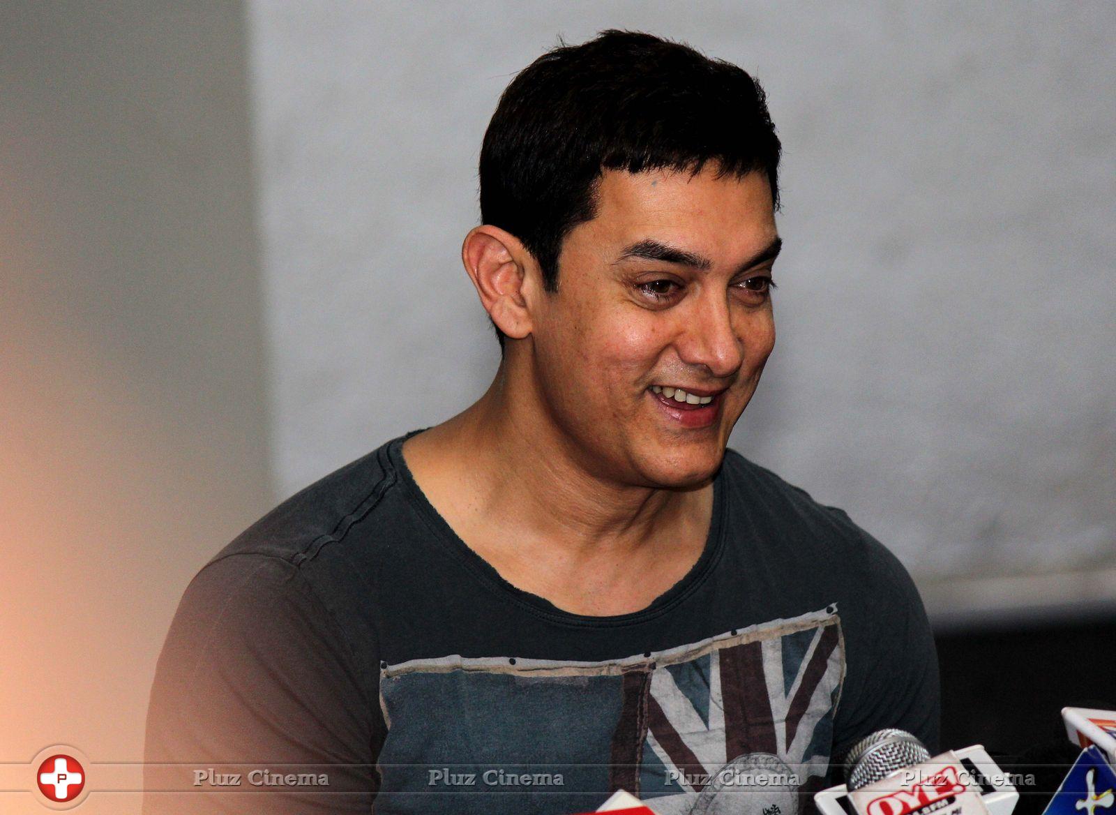 Aamir Khan - Aamir Khan celebrates his 49th birthday Photos | Picture 727910