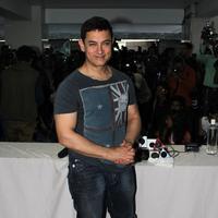 Aamir Khan - Aamir Khan celebrates his 49th birthday Photos | Picture 727912
