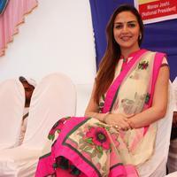 Esha Deol - Esha Deol launches free computer education for youth Stills | Picture 727882