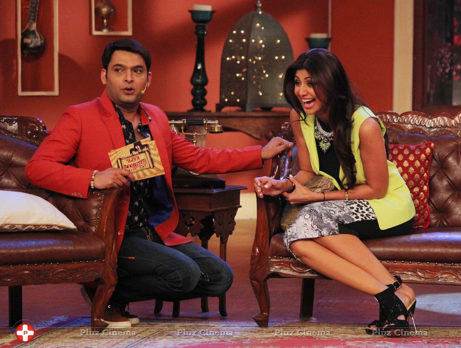 Promotion of film Dishkiyaoon on the sets of Comedy Nights with Kapil Photos | Picture 728023
