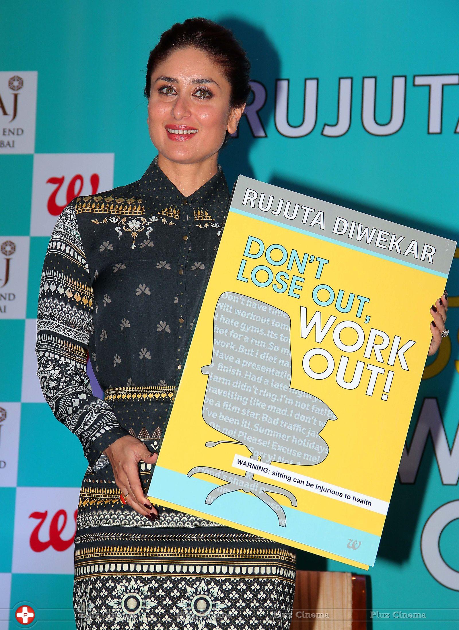 Kareena Kapoor - Kareena Kapoor at the Launch of Book Dont Lose out, Work out Photos | Picture 729219
