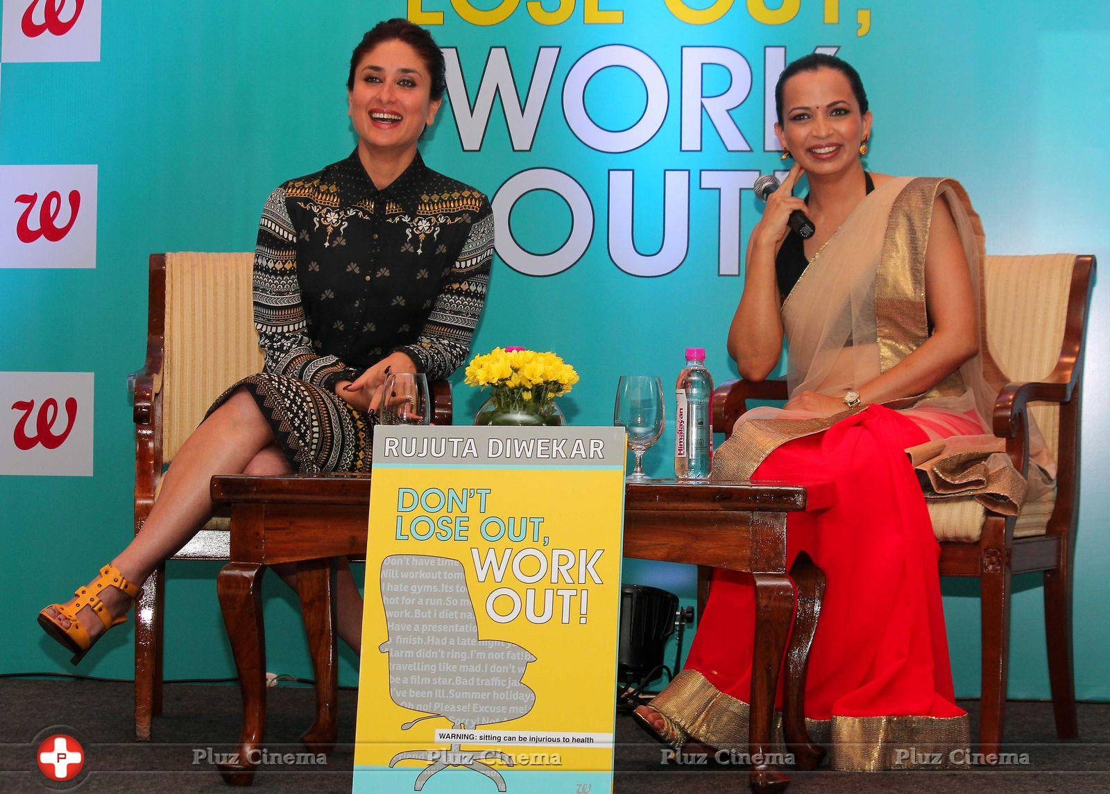 Kareena Kapoor at the Launch of Book Dont Lose out, Work out Photos | Picture 729222