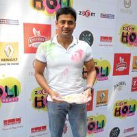 Celebrities enjoy Holi 2014 Photos