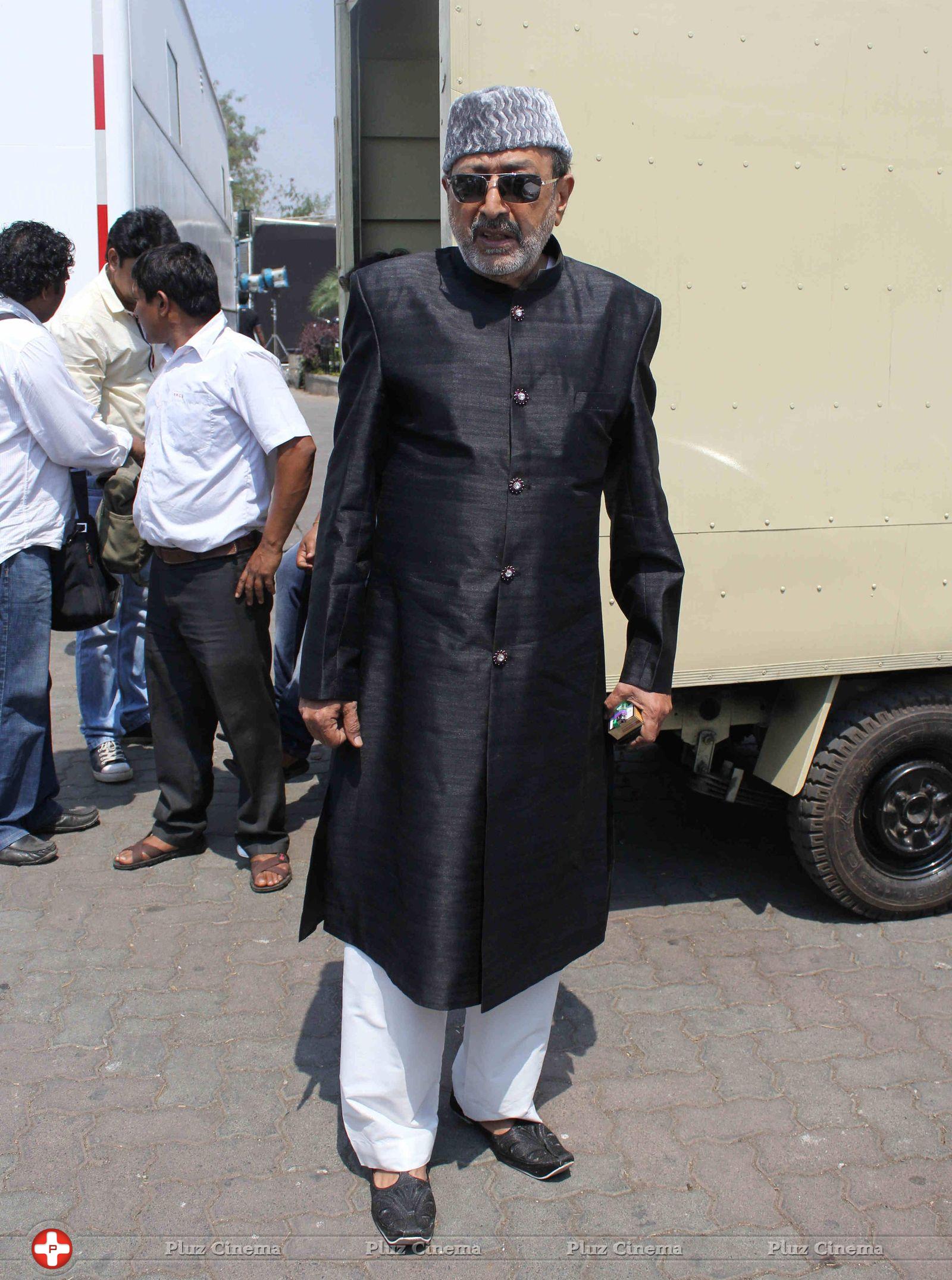 Tinnu Anand - On location shooting of film Hume Toh Loot Liya Stills | Picture 731633
