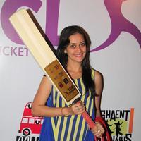 Jasveer Kaur - TV stars unveil the Golden Bat of Box Cricket League Photos | Picture 732248