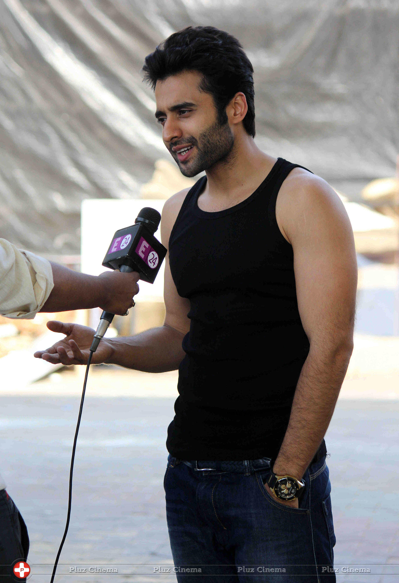 Jackky Bhagnani - Jackky Bhagnani promotes his film Youngistaan on the sets of Boogie Woogie Photos | Picture 733325