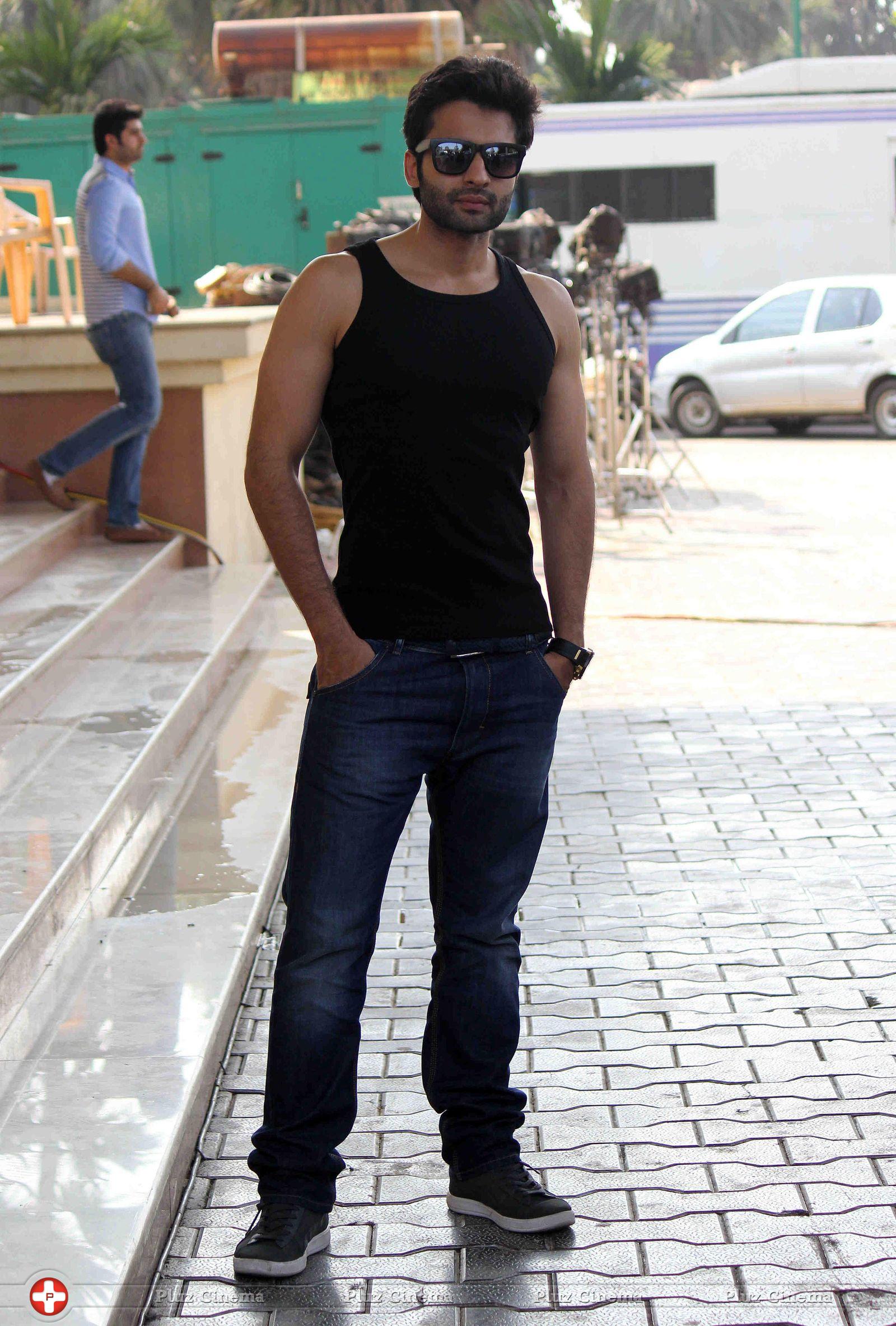 Jackky Bhagnani - Jackky Bhagnani promotes his film Youngistaan on the sets of Boogie Woogie Photos | Picture 733327
