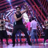 Jackky Bhagnani - Jackky Bhagnani promotes his film Youngistaan on the sets of Boogie Woogie Photos | Picture 733339