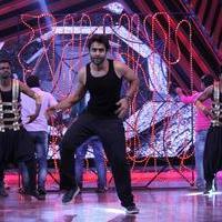 Jackky Bhagnani - Jackky Bhagnani promotes his film Youngistaan on the sets of Boogie Woogie Photos | Picture 733340