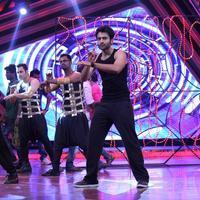 Jackky Bhagnani - Jackky Bhagnani promotes his film Youngistaan on the sets of Boogie Woogie Photos | Picture 733342