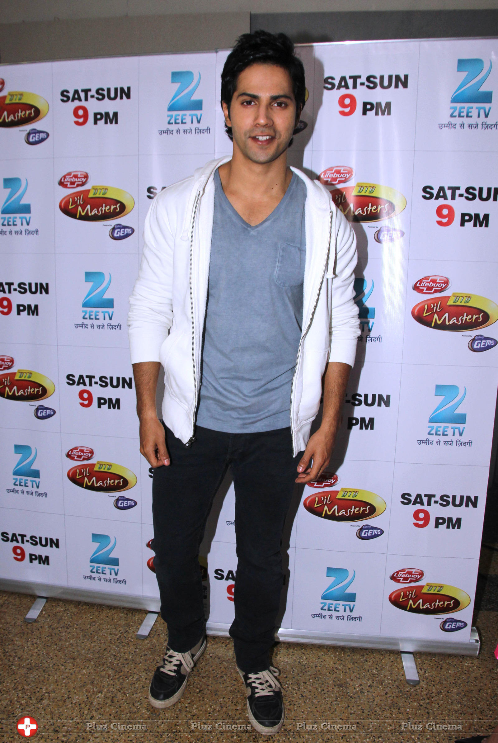 Varun Dhawan - Promotion of film Main Tera Hero on the sets of Zee TV's DID Little Master Season 3 | Picture 734609