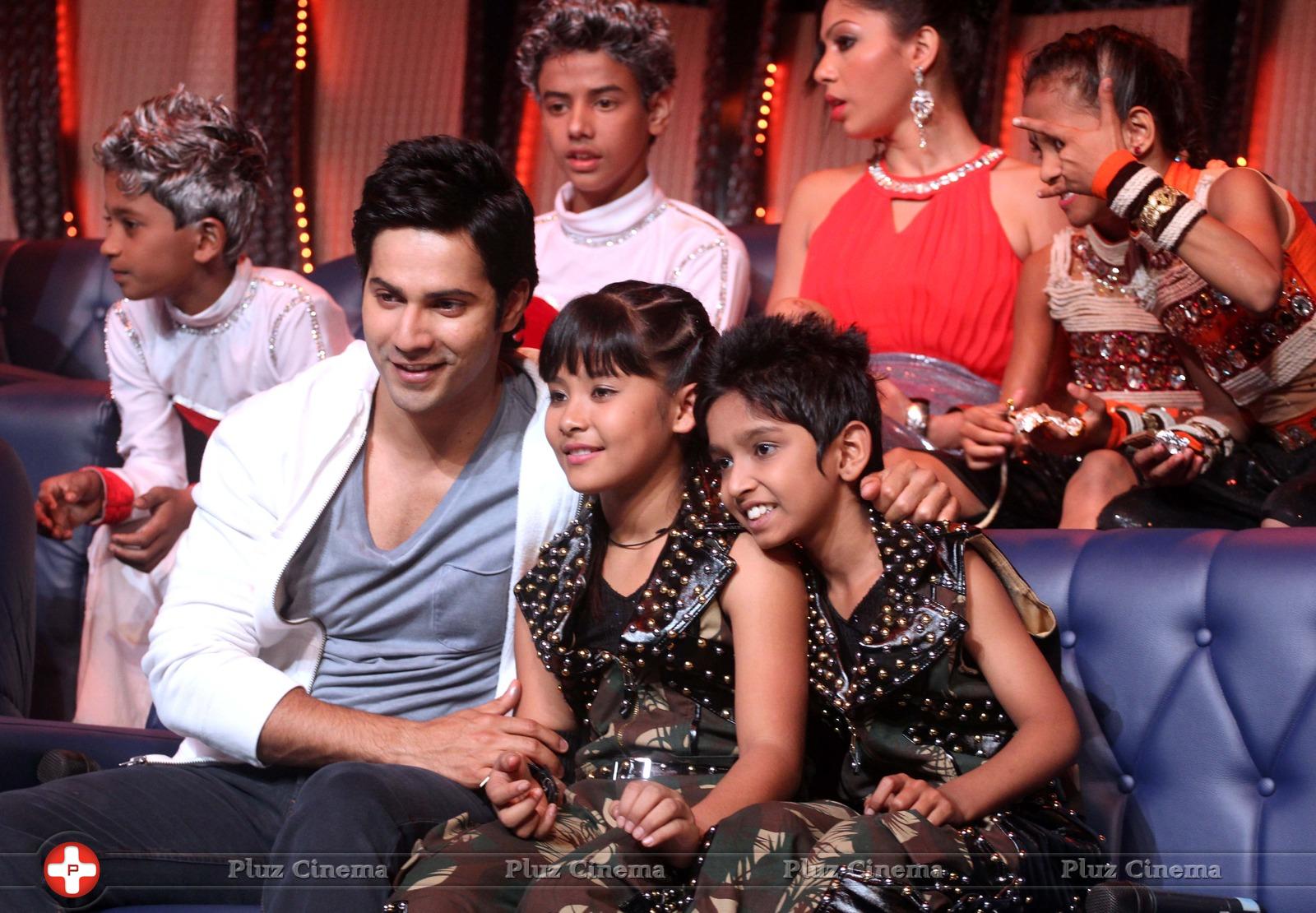 Promotion of film Main Tera Hero on the sets of Zee TV's DID Little Master Season 3 | Picture 734637