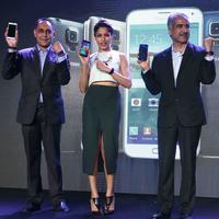 Freida Pinto - Freida Pinto launches Samsung S5 smart phone Stills