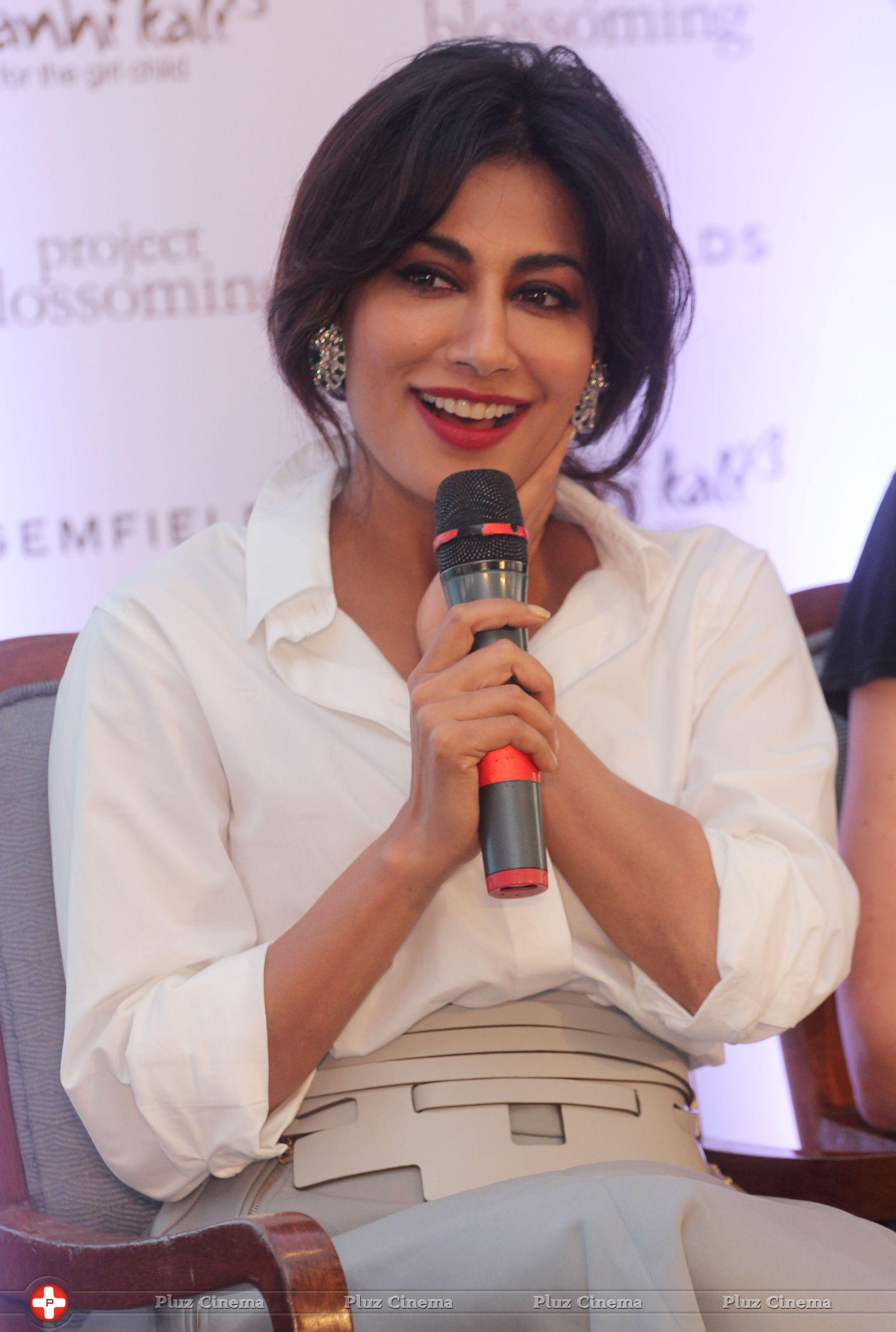 Chitrangada Singh - Chitrangada Singh at unveiling of Project Blossoming by Gemfield Photos | Picture 734934