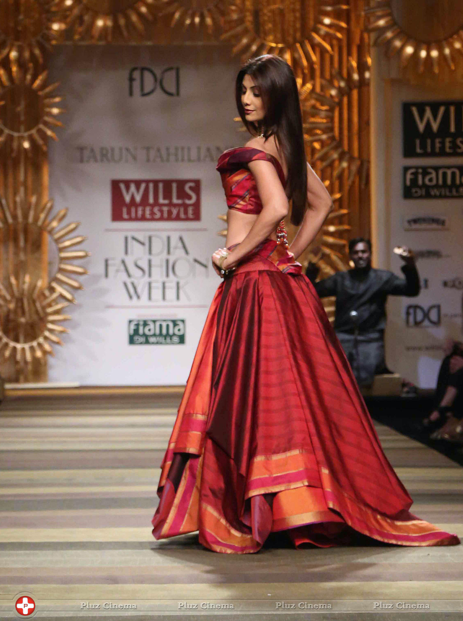 Shilpa Shetty - Promotion of film Dishkiyaoon at the Wills Lifestyle India Fashion Week 2014 Photos | Picture 734987