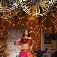 Shilpa Shetty - Promotion of film Dishkiyaoon at the Wills Lifestyle India Fashion Week 2014 Photos | Picture 734981