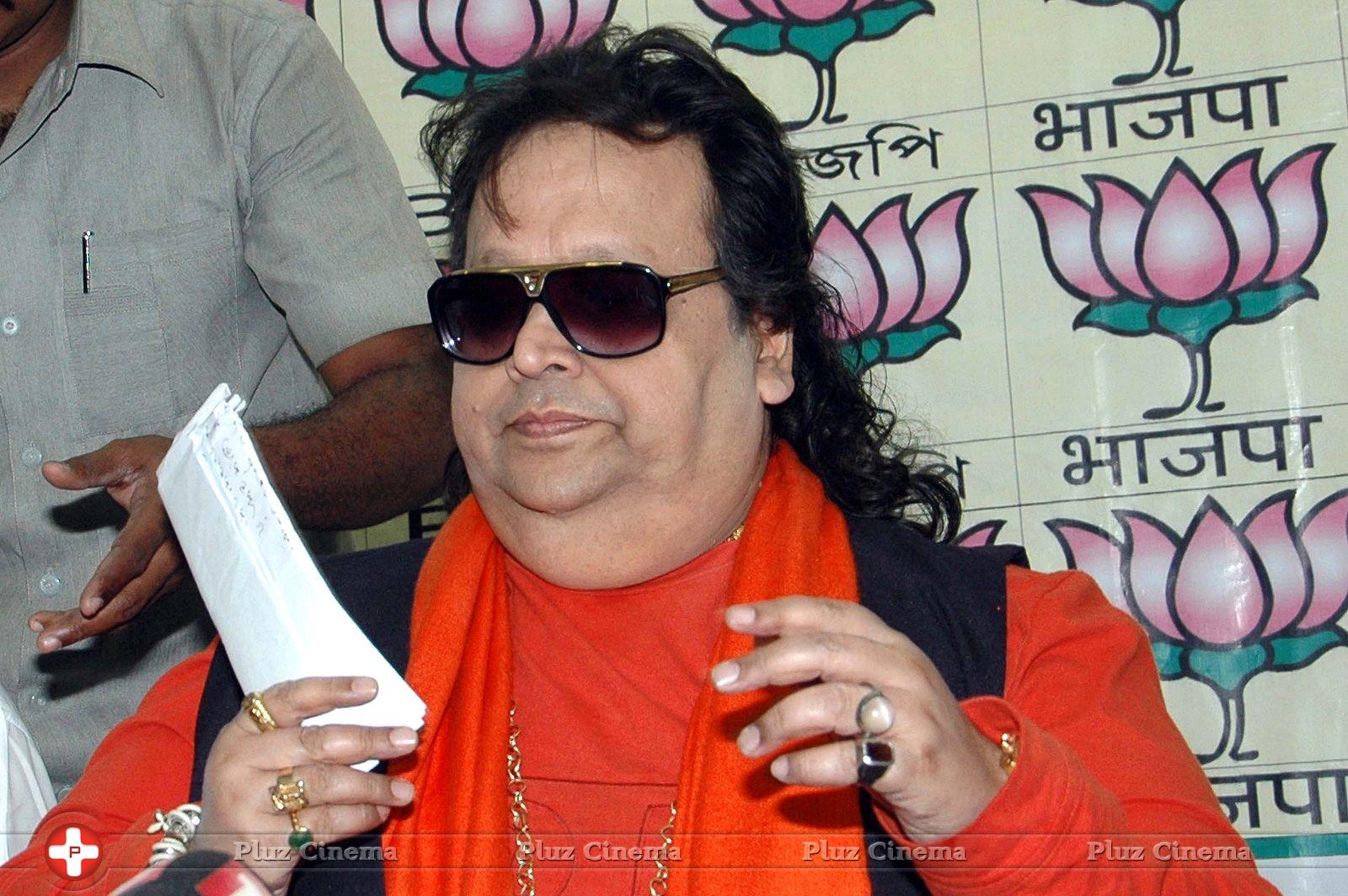 Bappi Lahiri - BJP candidate Bappi Lahiri press conference Photos | Picture 735770