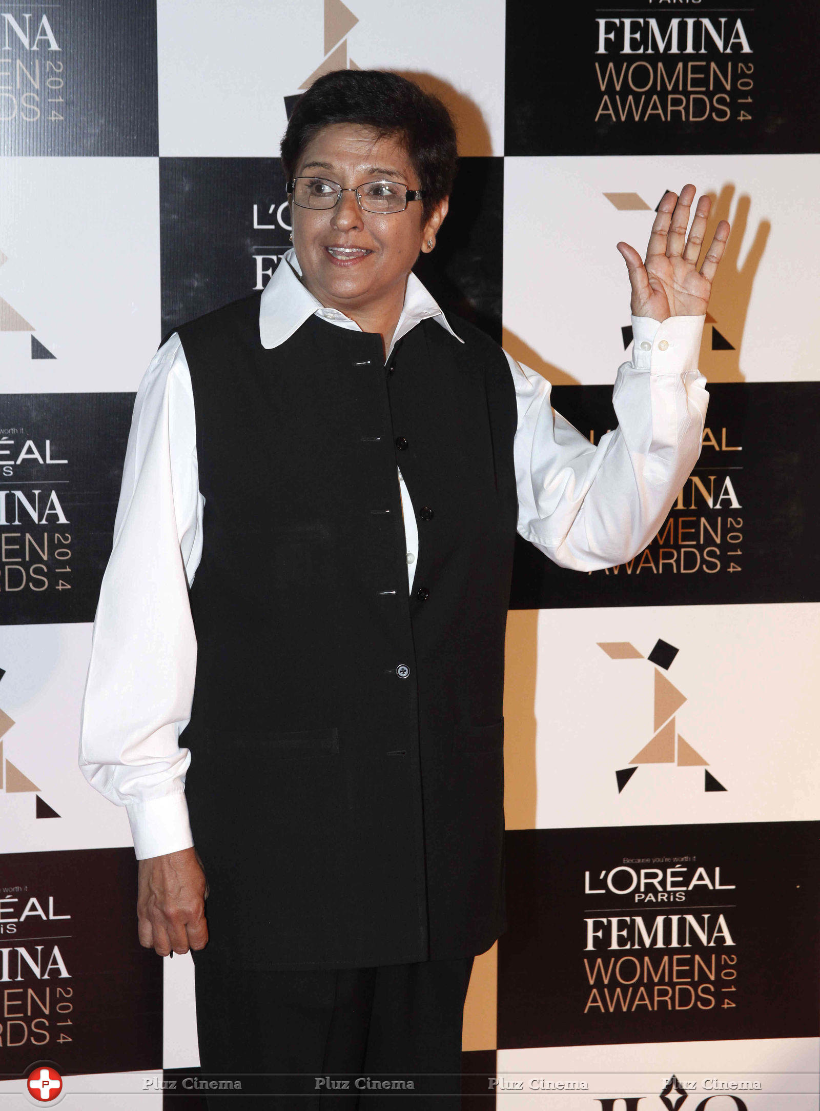 Sonam & Katrina at L'Oreal Paris Femina Women Awards 2014 Photos | Picture 736508